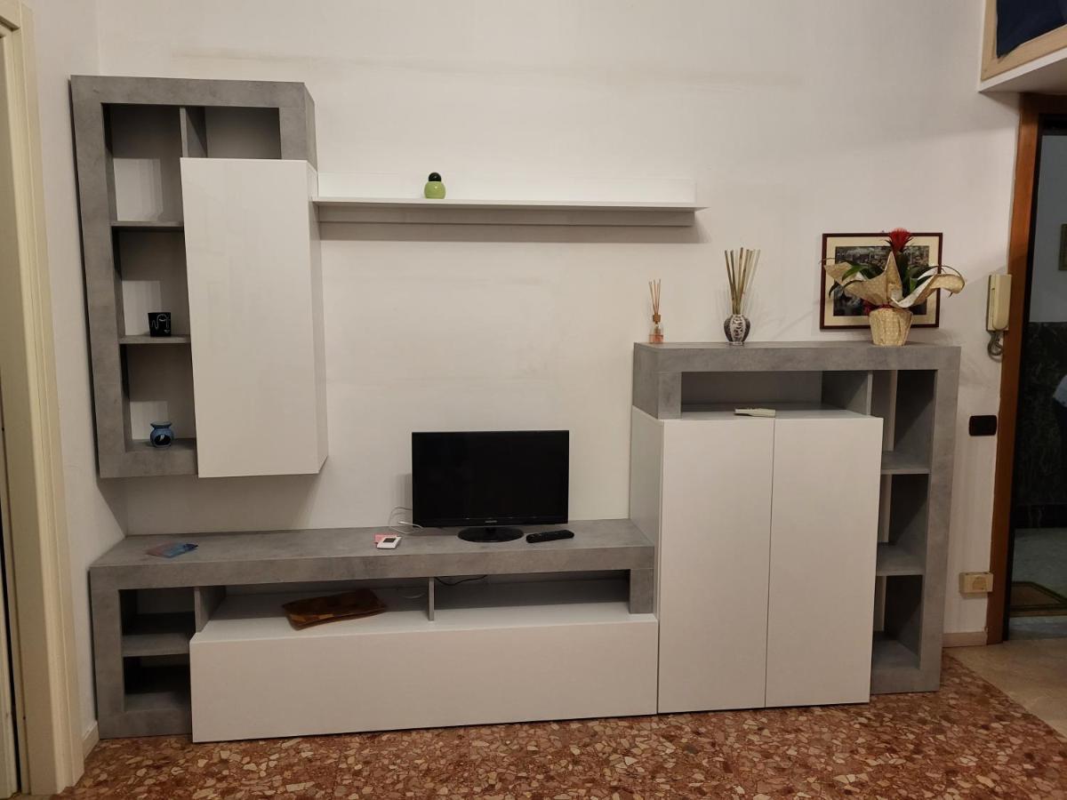 Soggiorna Con Claudia Roma Exterior foto